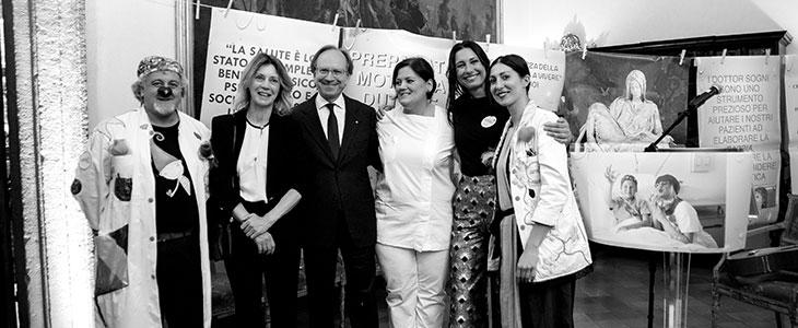 L'Ambasciatore Sebastiani con Emanuela Basso Petrino, Margherita Buy, Dottor Sogni